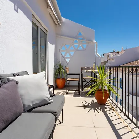 דירה Old Town With Wonderful Balcony לאגוּ‏ש